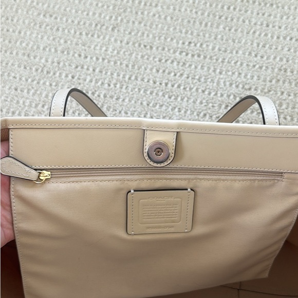 Coach Beige Tote Bag